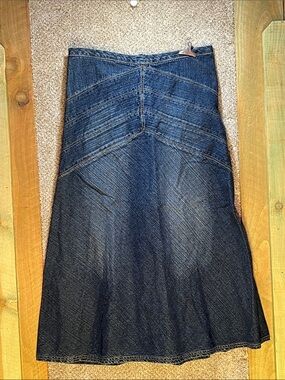 Rare! Zena Jeans Chevron Panel Dark Denim Skirt